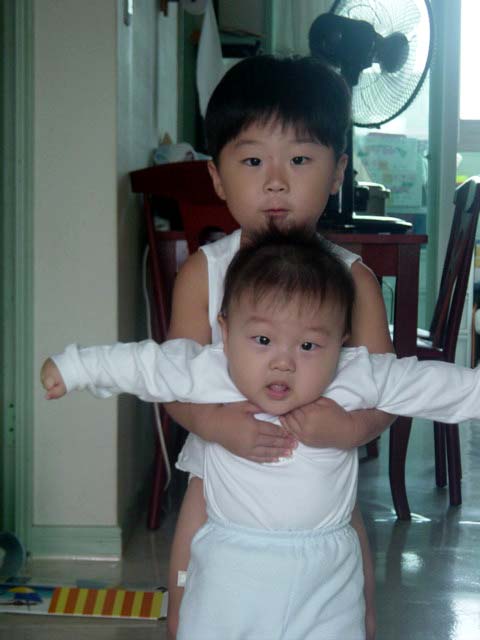 10m22909m0.jpg 10m22909m0.jpg